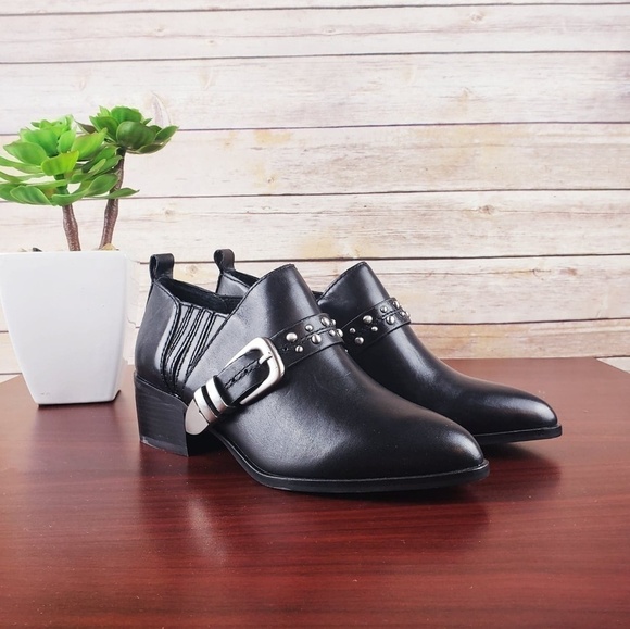 New BCBGeneration Loela Leather Botties - Picture 2 of 6